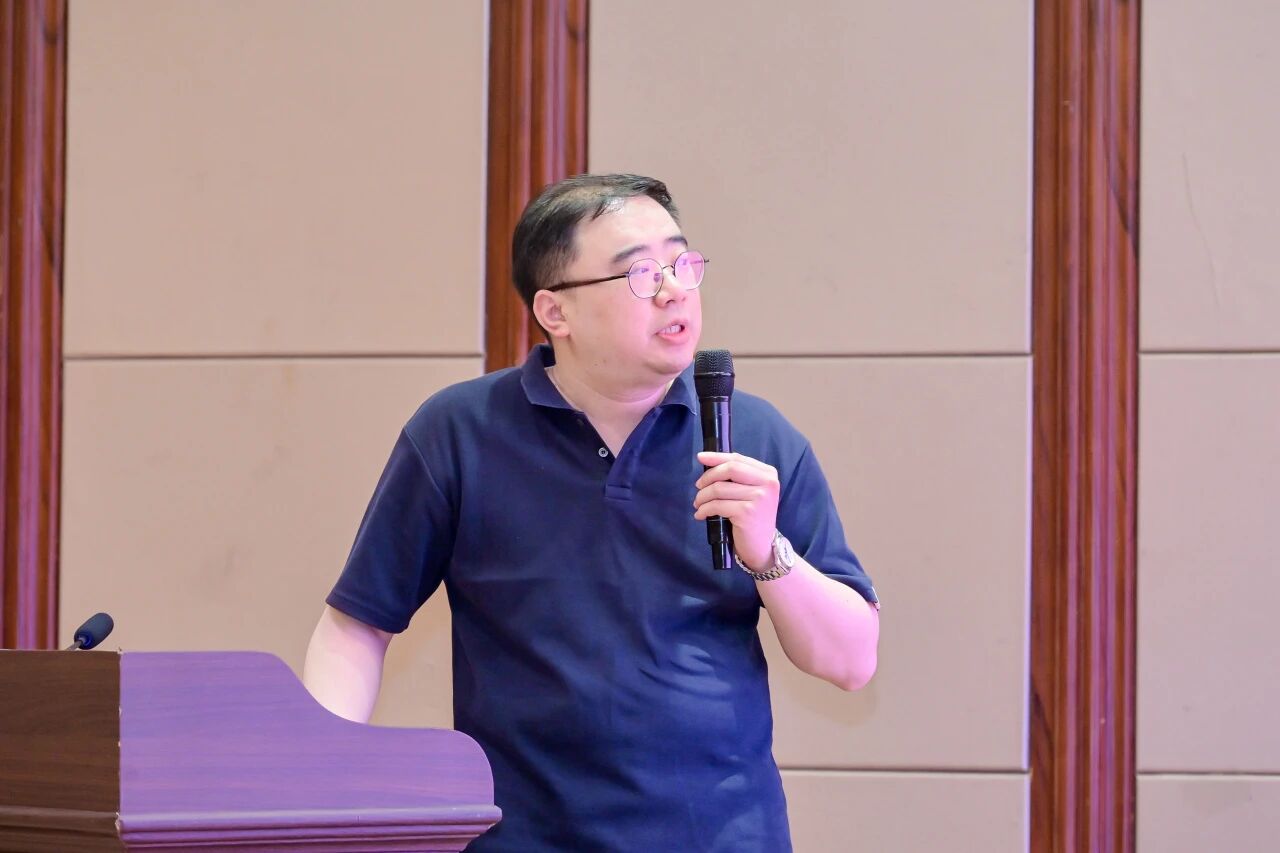 官网126.jpg